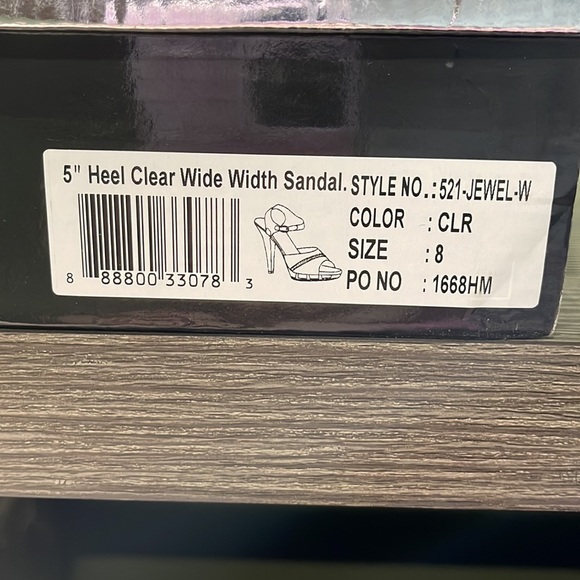 Women size 8 sandal clear - Picture 6 of 7